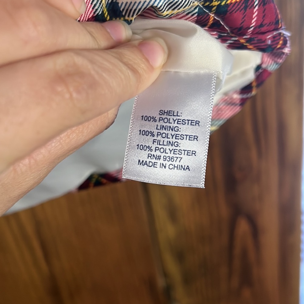 St. John’s Bay Plaid Quilted Puffer Vest with Button Pockets and Zipper - Picture 7 of 10